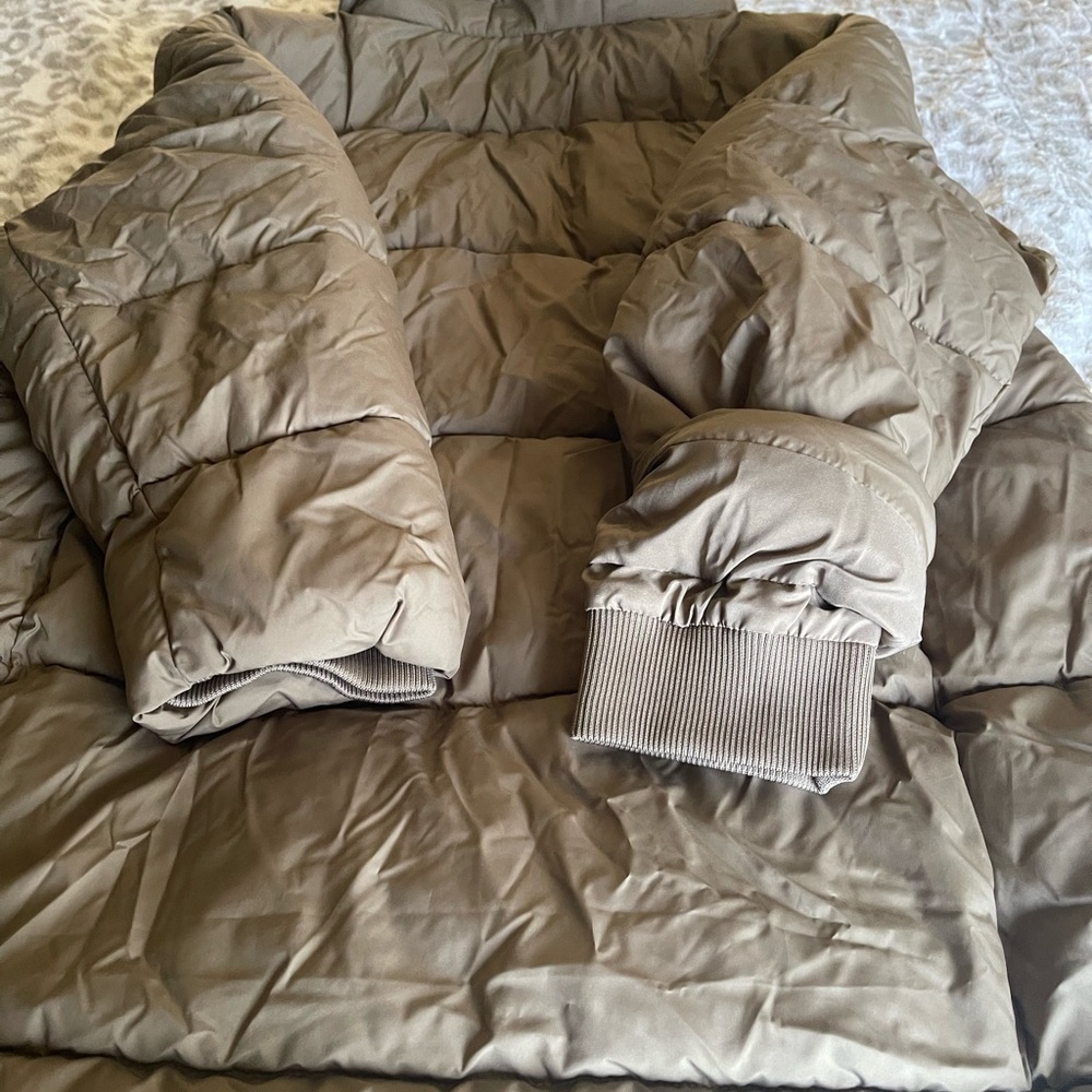 Jacket - Picture 5 of 5